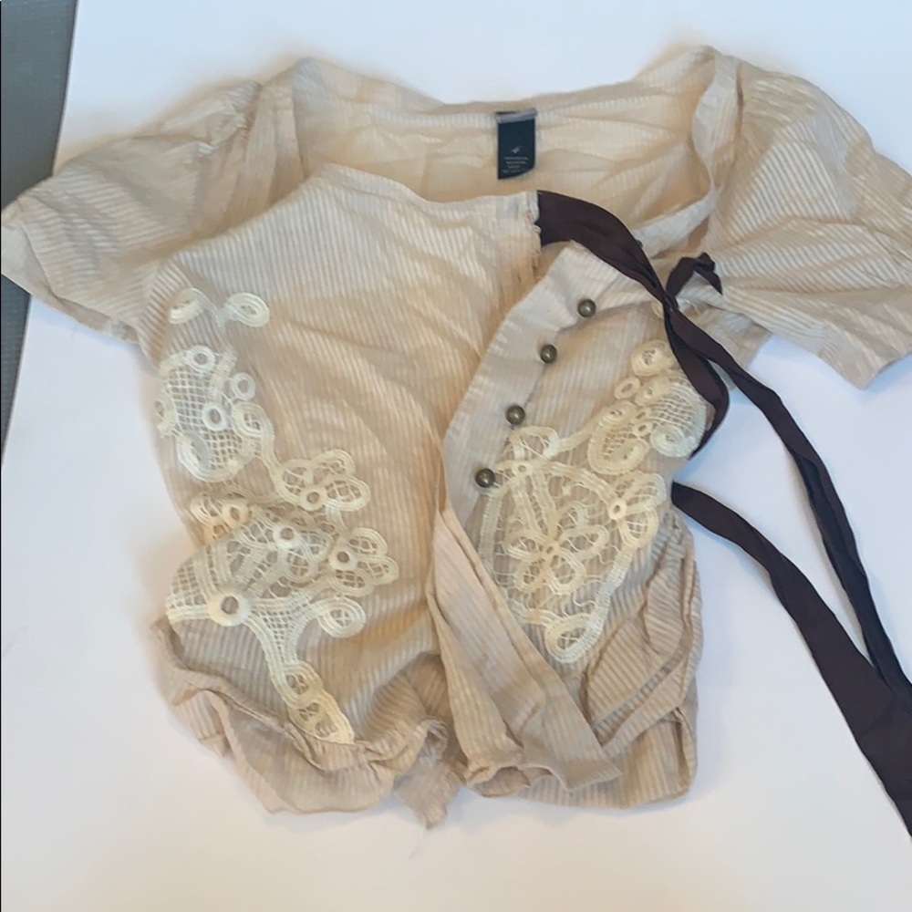 Tie and button up top